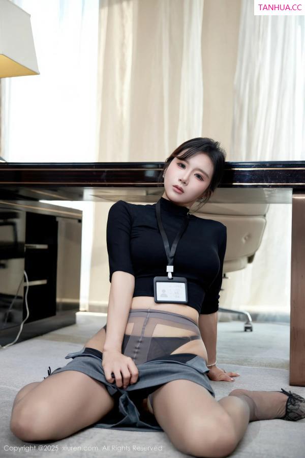   [XiuRen]高清写真图 2025.12.19 No.11130 小肉肉咪 蕾丝内衣第19张图片